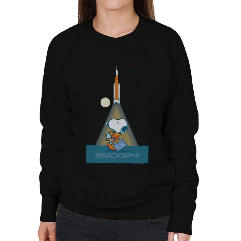 Peanuts Snoopy Astronaut Preparing For Take Off Women's Sweatshirt