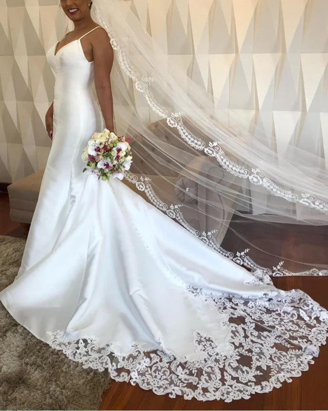 Elegant Mermaid Wedding Dress Satin V Neck Lace Train