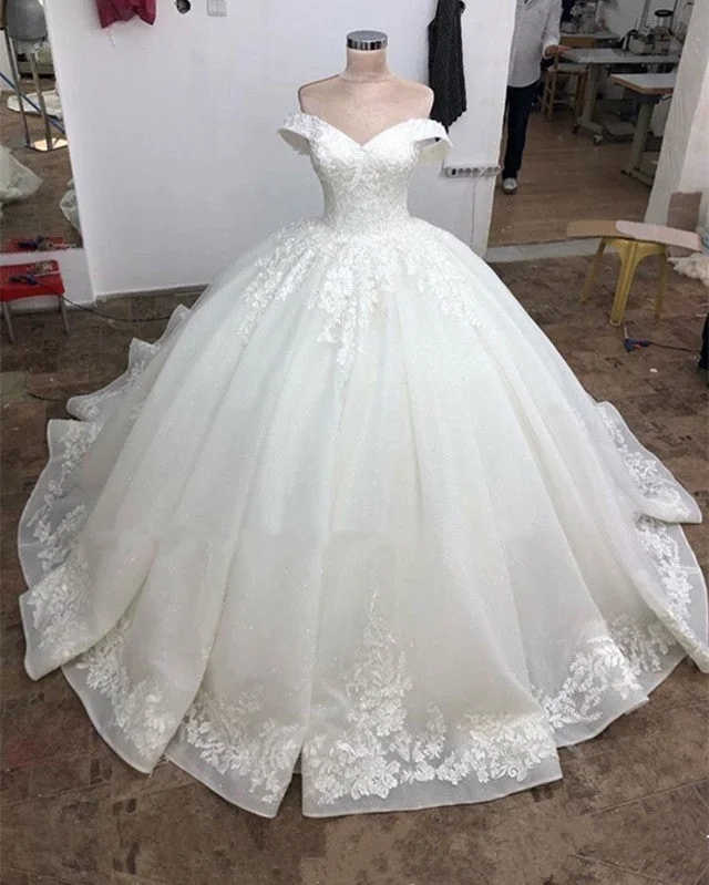 Ball Gown Organza Wedding Dress Lace Appliques Off Shoulder Full Skirt Gown