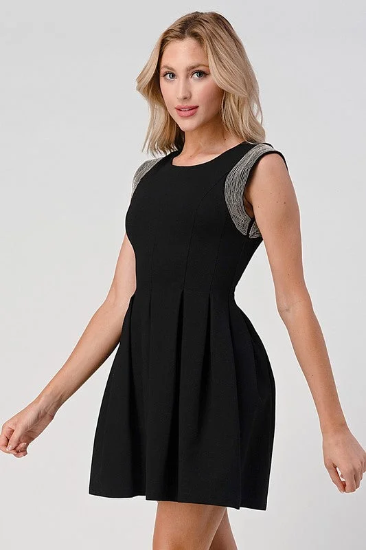 Micro-Chain Detailed Pleated Dress