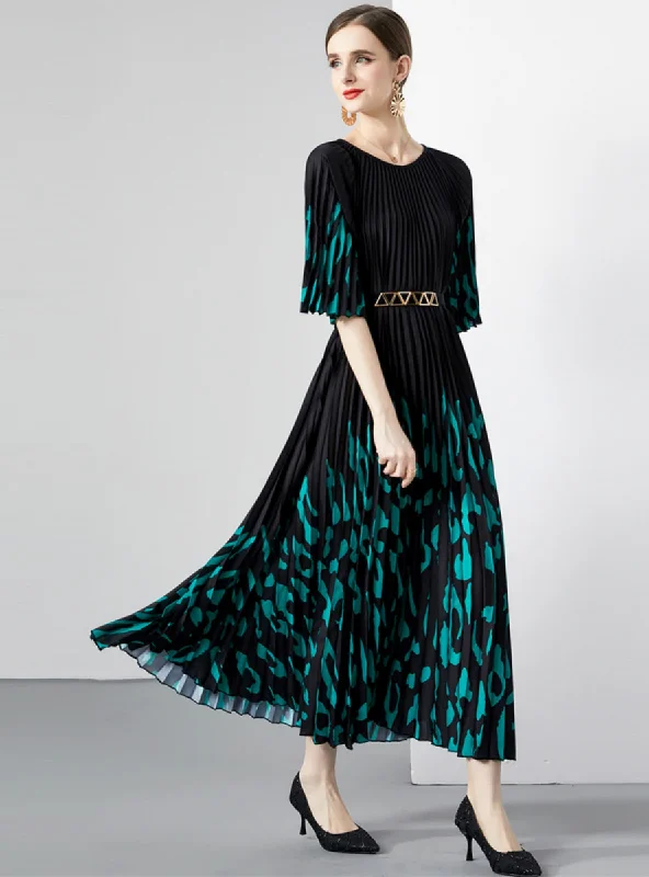 Pleated Printed Loose Leopard Dress