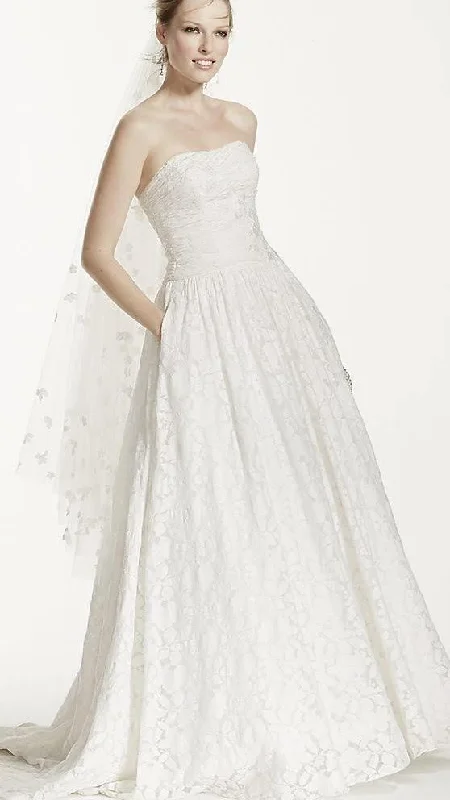 David's Bridal Strapless Lace